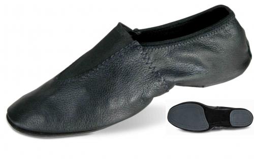 black acro shoes
